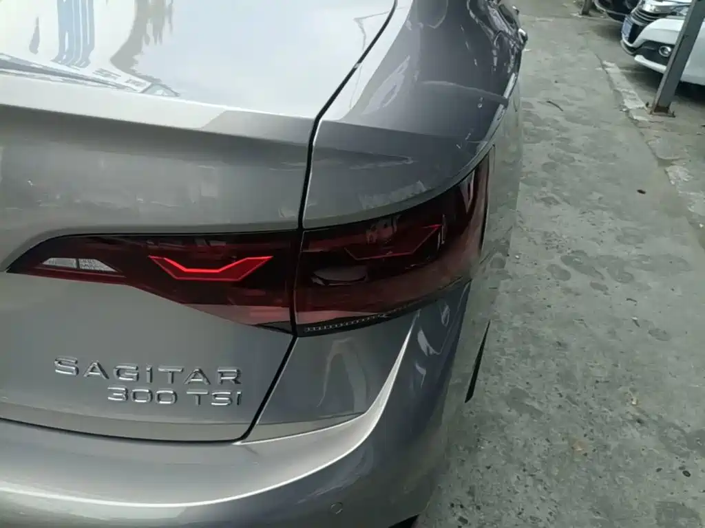 Volkswagen Sagitar — миниатюра 8