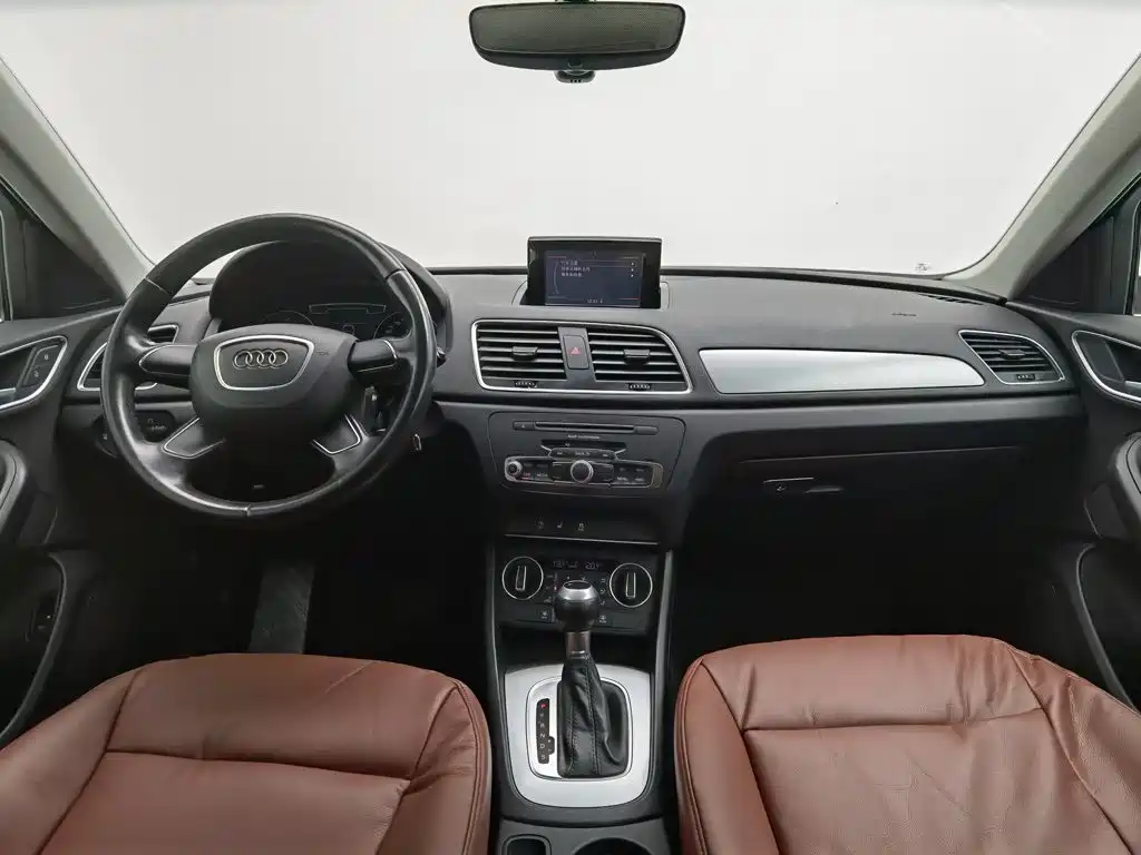 Audi Q3 — миниатюра 5