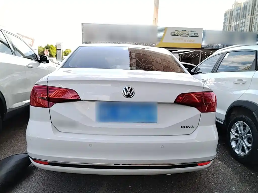 Volkswagen Bora — миниатюра 6