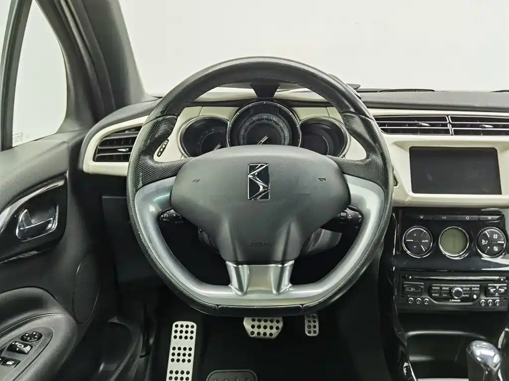 DS DS 3 — миниатюра 11