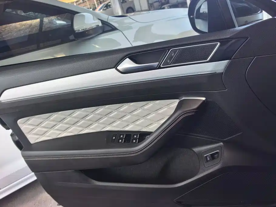 Volkswagen Magotan — миниатюра 7