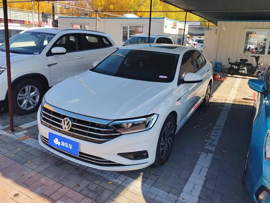 Volkswagen Sagitar