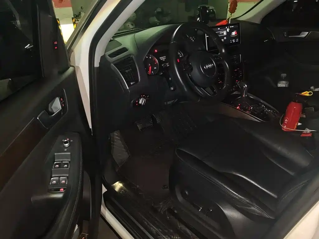 Audi Q5 — миниатюра 12