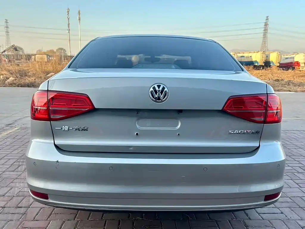 Volkswagen Sagitar — миниатюра 9