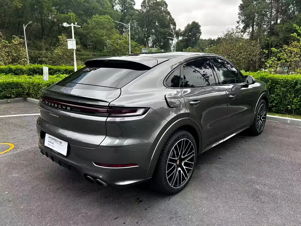 Porsche Cayenne 2023 Cayenne Coupé 3.0T