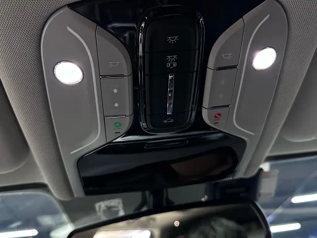 GAC Motor Trumpchi GS8 — миниатюра 19