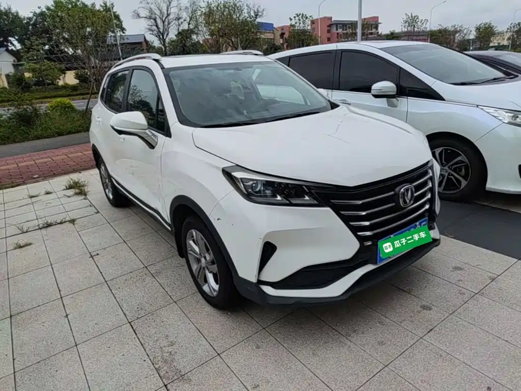 Changan CS15 — миниатюра 4
