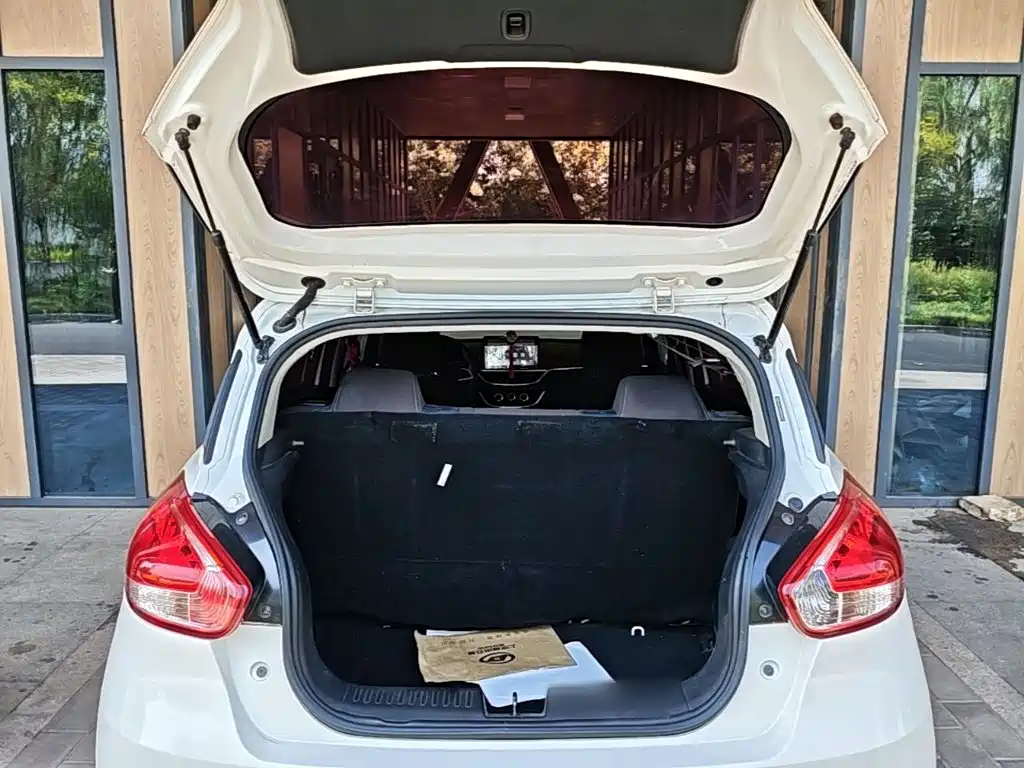 Baojun 310 — миниатюра 19