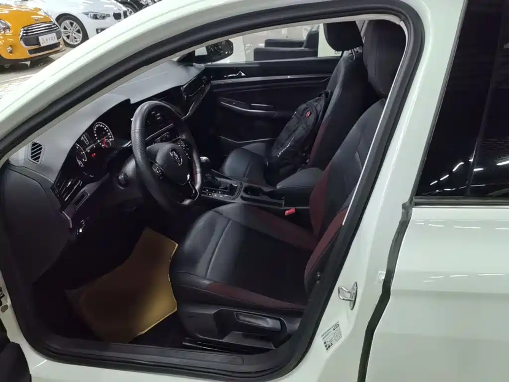 Volkswagen Bora — миниатюра 15