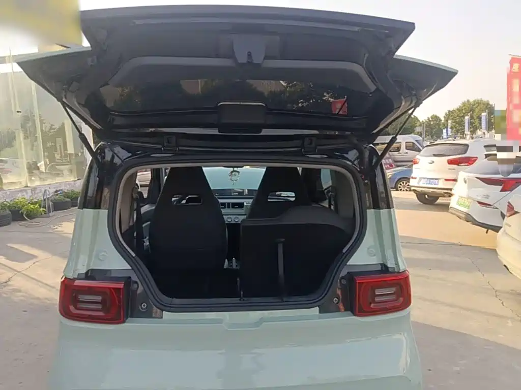 Wuling MINIEV — миниатюра 19