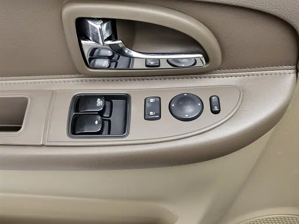 Buick GL8 2014 2.4L