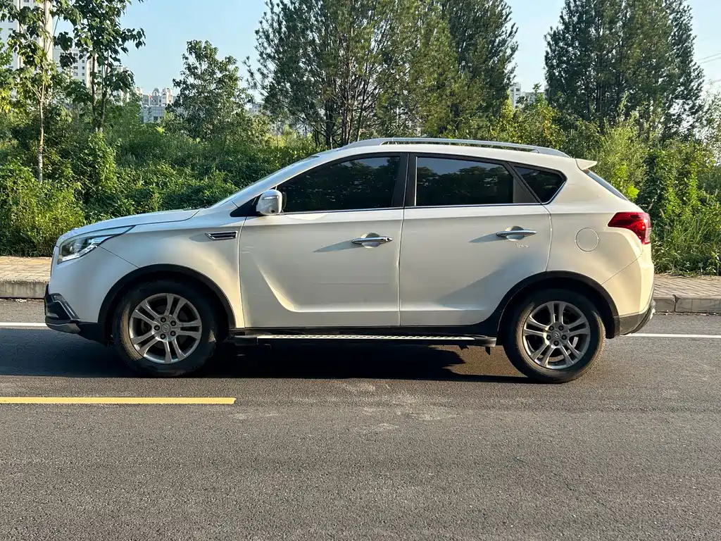 Hawtai Santa Fe — миниатюра 9