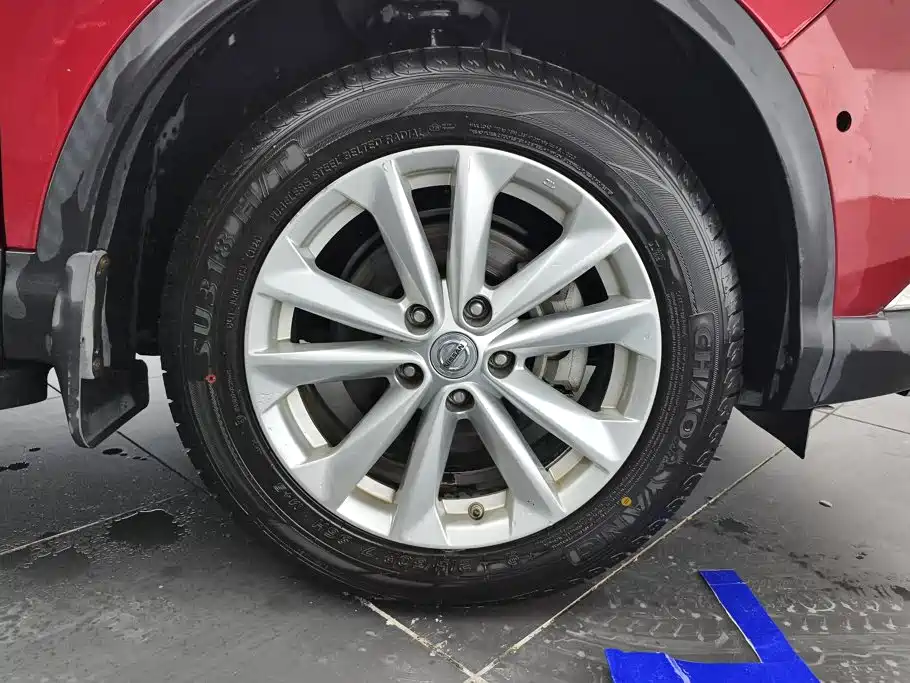 Nissan Qashqai — миниатюра 6