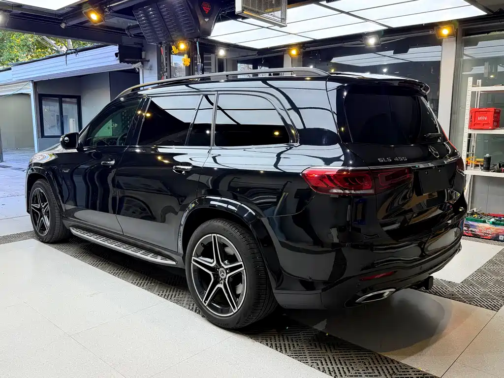 Mercedes-Benz GLS — миниатюра 8