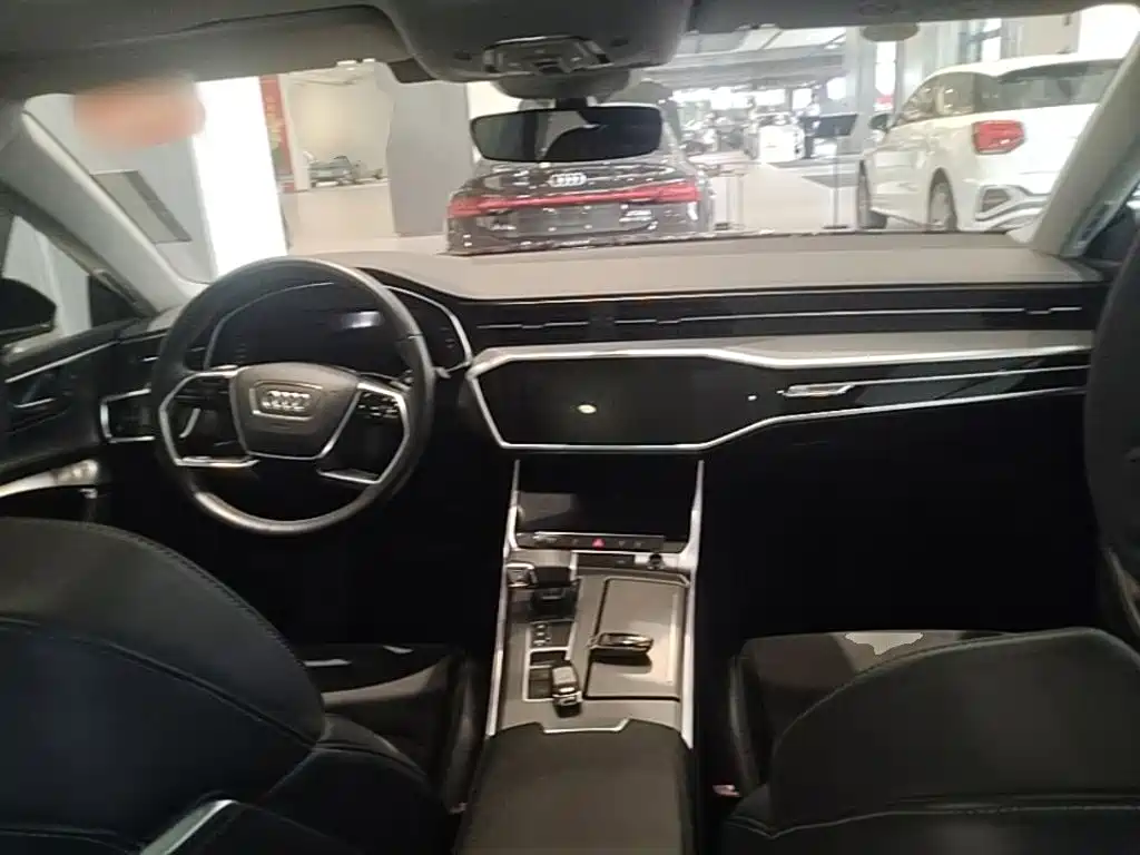 Audi A7L — миниатюра 16