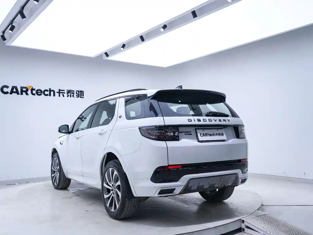 Land Rover Discovery Sport — миниатюра 17