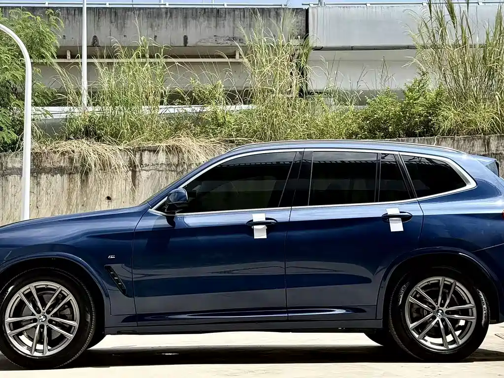 BMW X3 — миниатюра 3