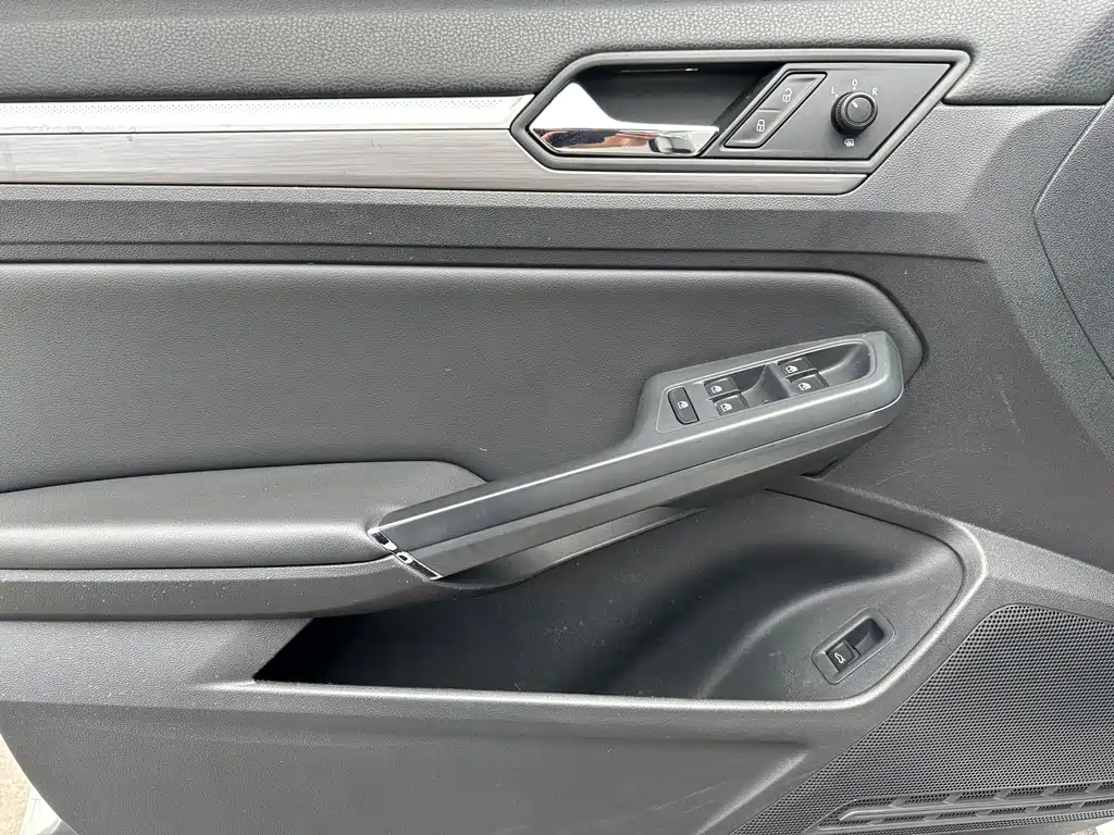 Volkswagen Lamando — миниатюра 9