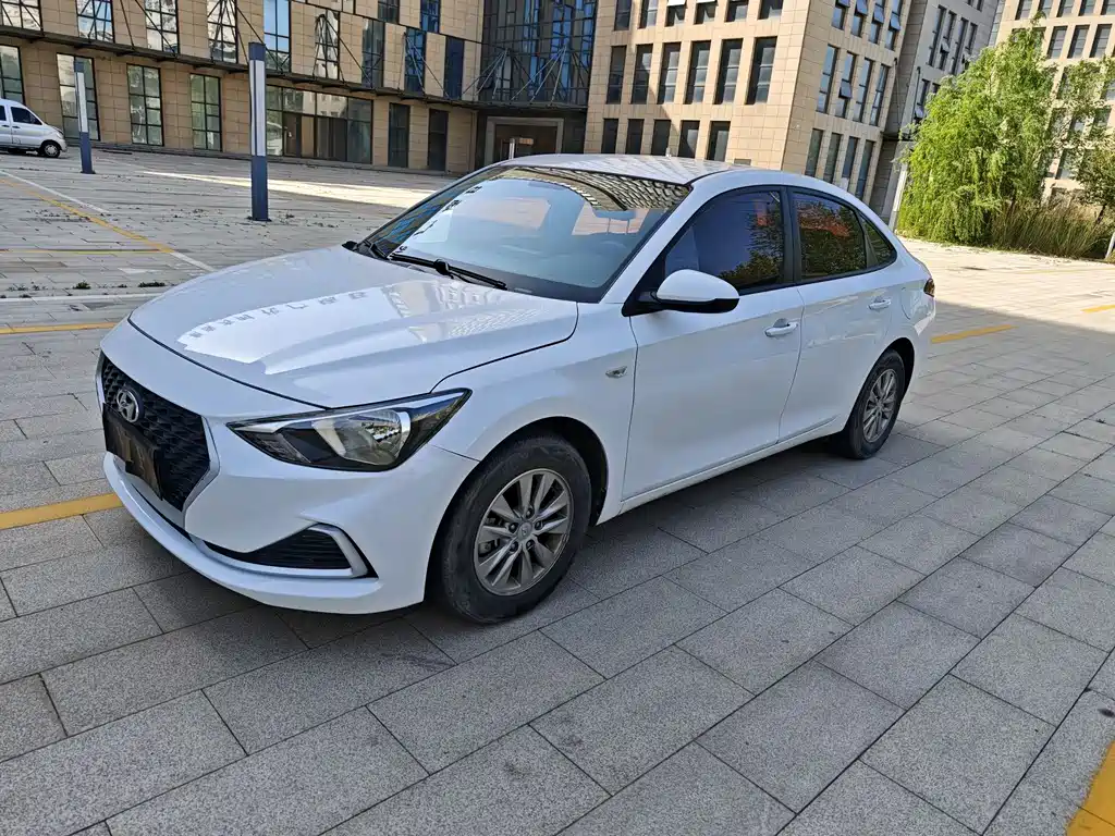 Hyundai Elantra 2021