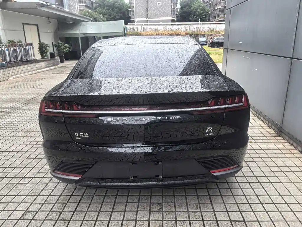 BYD Han — миниатюра 5