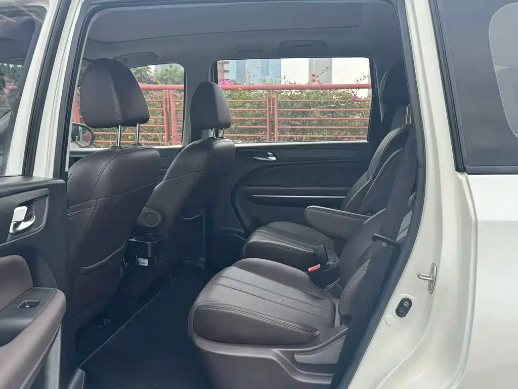 GAC Motor Trumpchi M6 — миниатюра 7