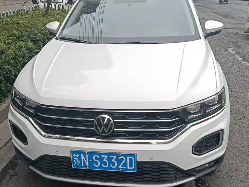 Volkswagen T-Roc — миниатюра 2