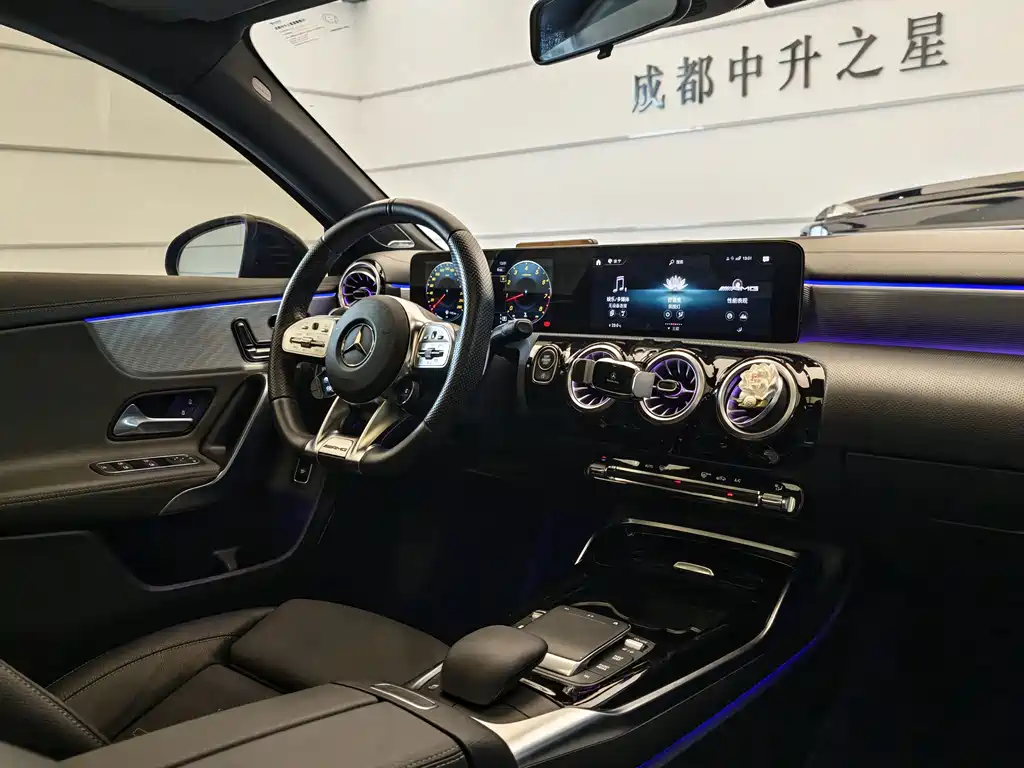 Mercedes-Benz A-Class AMG — миниатюра 8