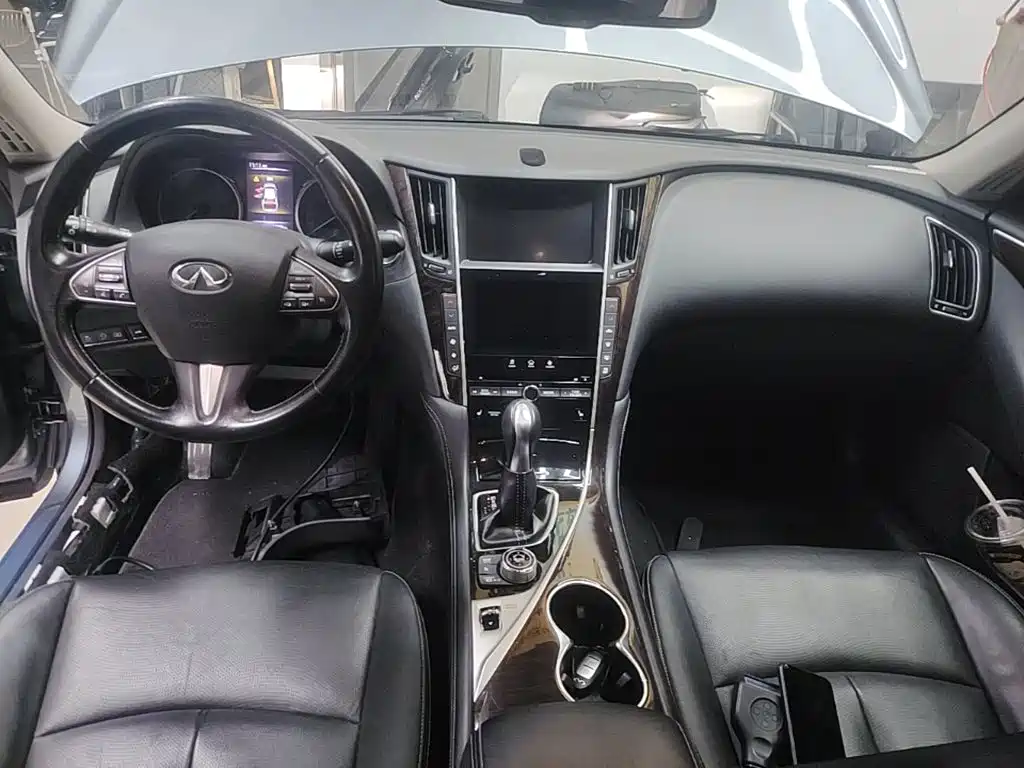 Infiniti Q50L — миниатюра 10