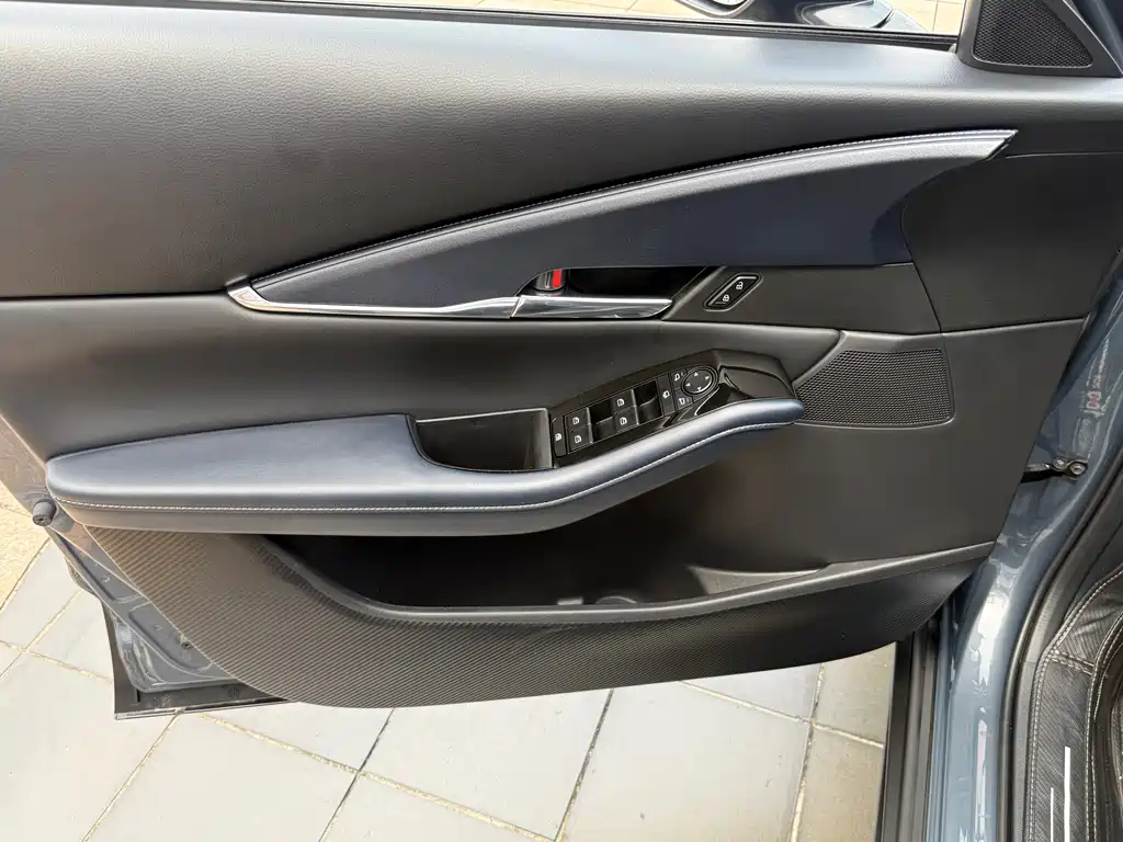 Mazda CX-30 — миниатюра 12