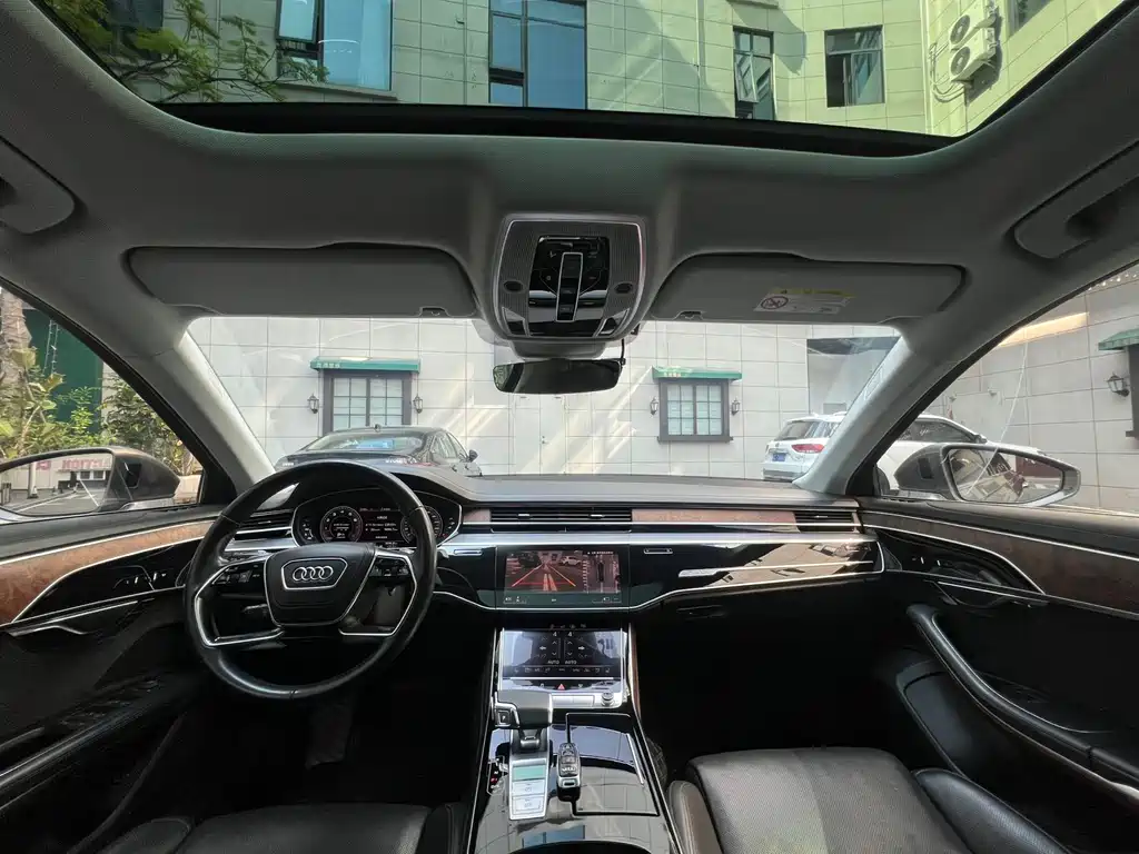 Audi A8 — миниатюра 9