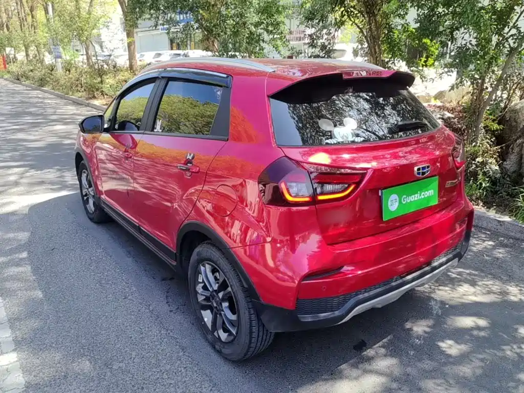 Geely Vision X3 — миниатюра 5