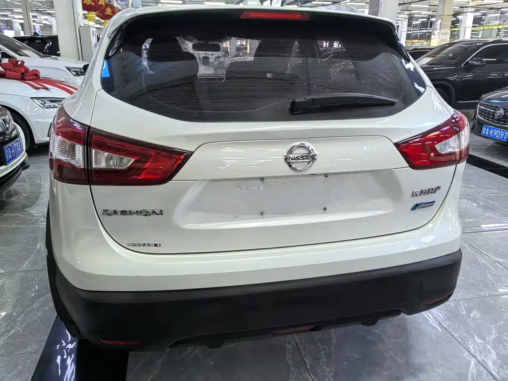 Nissan Qashqai — миниатюра 6