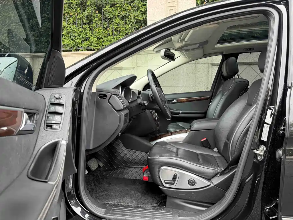 Mercedes-Benz R-Class — миниатюра 6