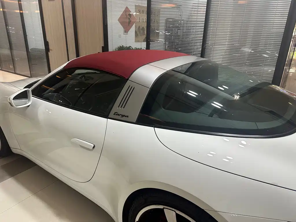 Porsche 911 — миниатюра 5
