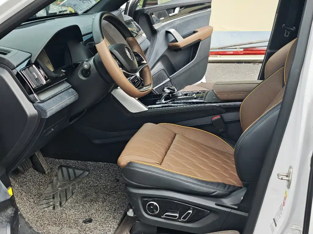 BYD Tang New Energy — миниатюра 9