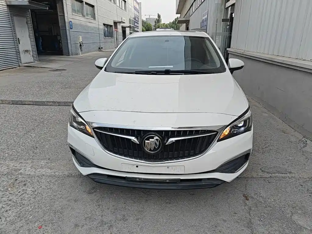 Buick Verano — миниатюра 3