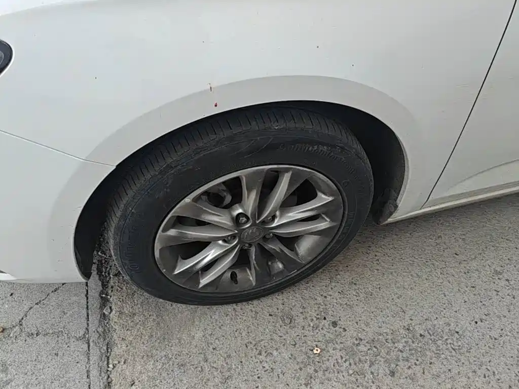 Buick Verano — миниатюра 23