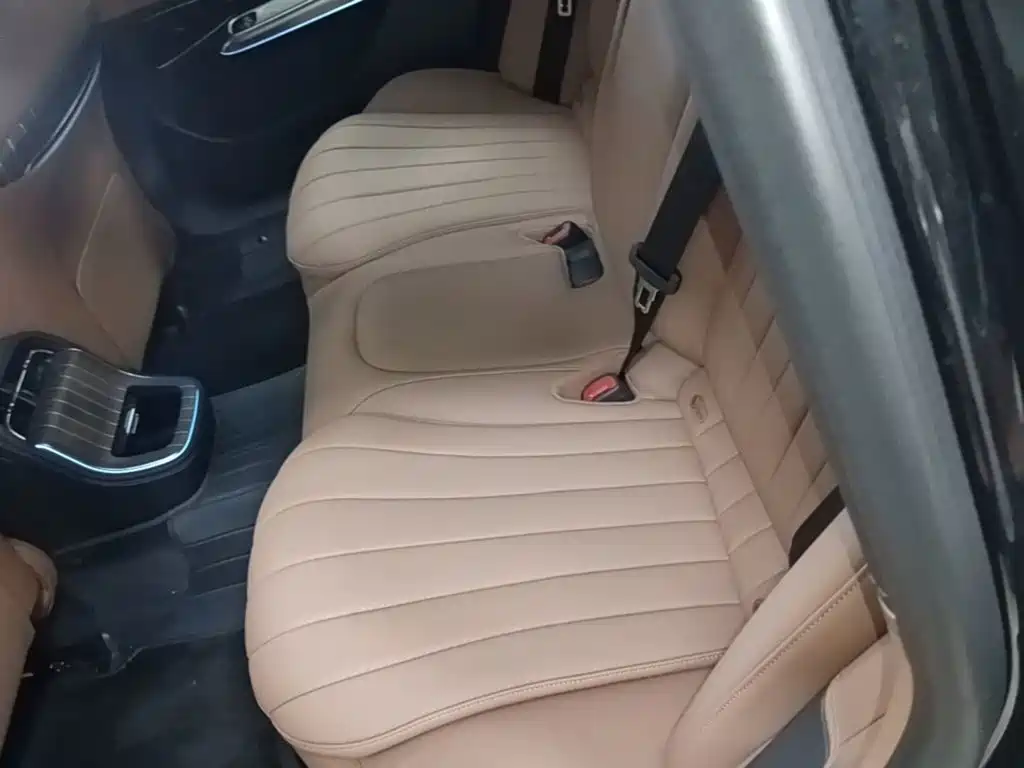 Mercedes-Benz E-Class New Energy — миниатюра 17