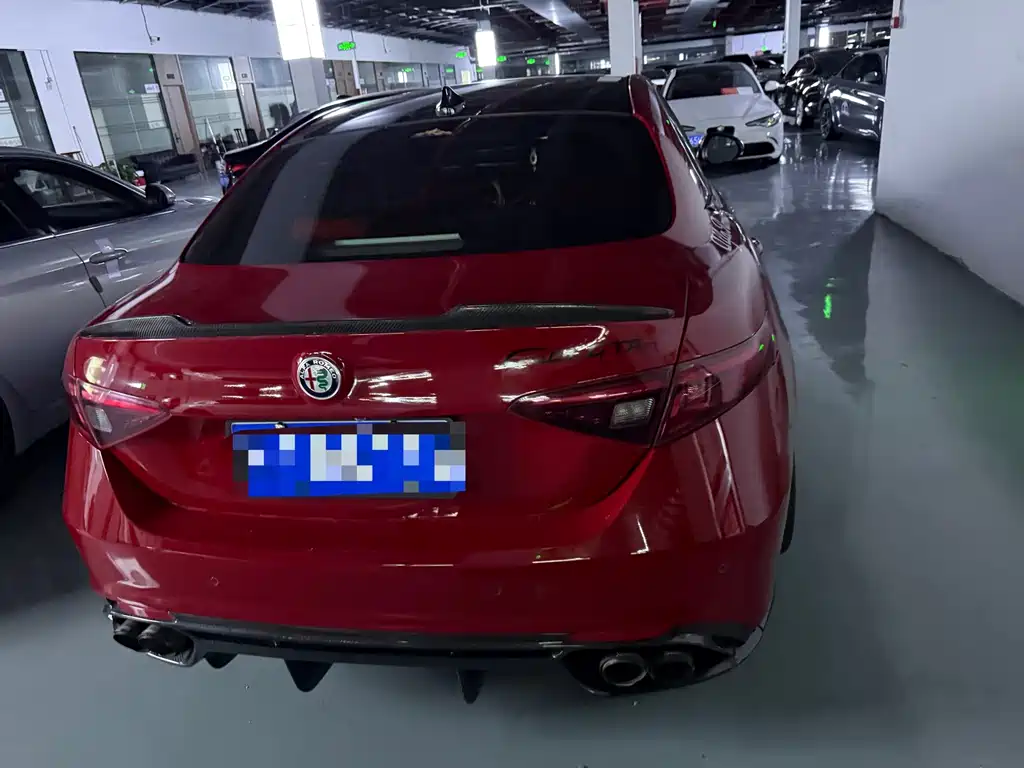 Alfa Romeo Giulia — миниатюра 18