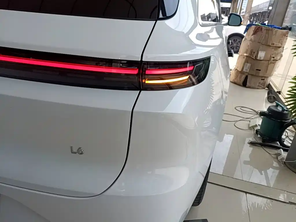 Li Auto Li L6 — миниатюра 8