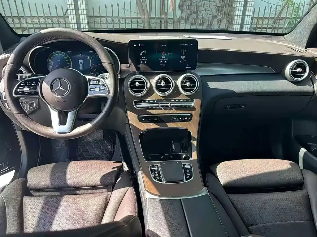 Mercedes-Benz GLC — миниатюра 4