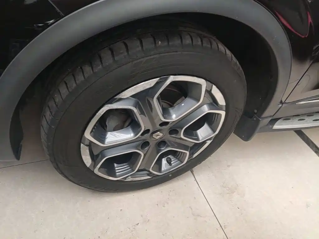 Renault Kadjar — миниатюра 23