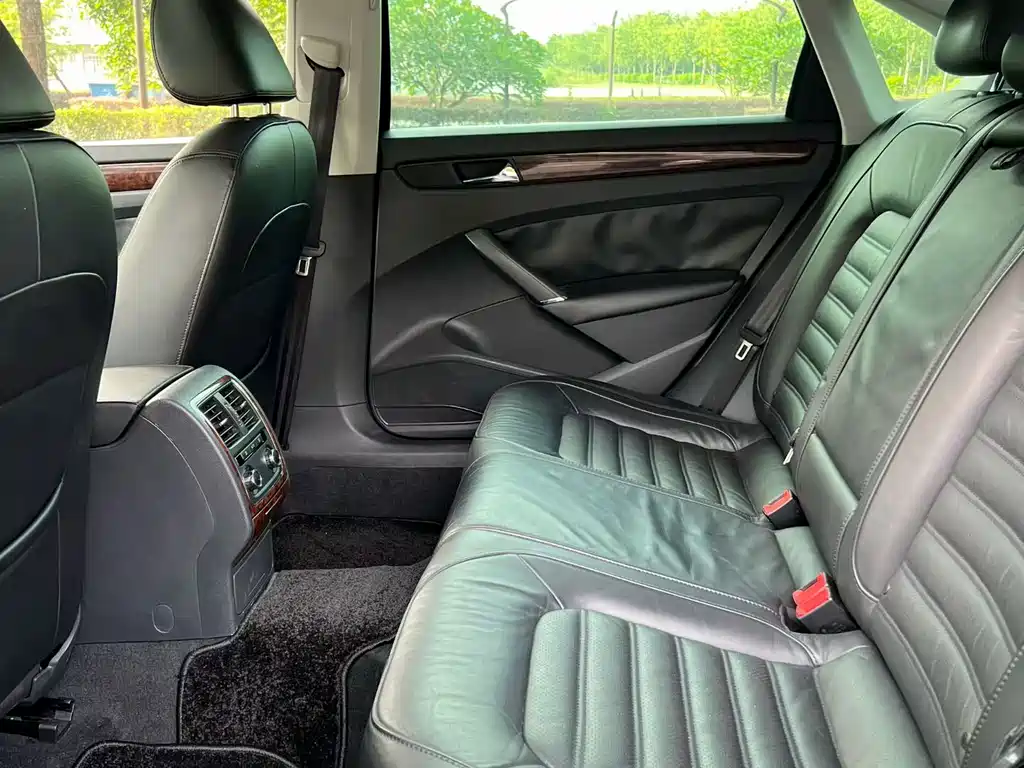 Volkswagen Passat — миниатюра 7