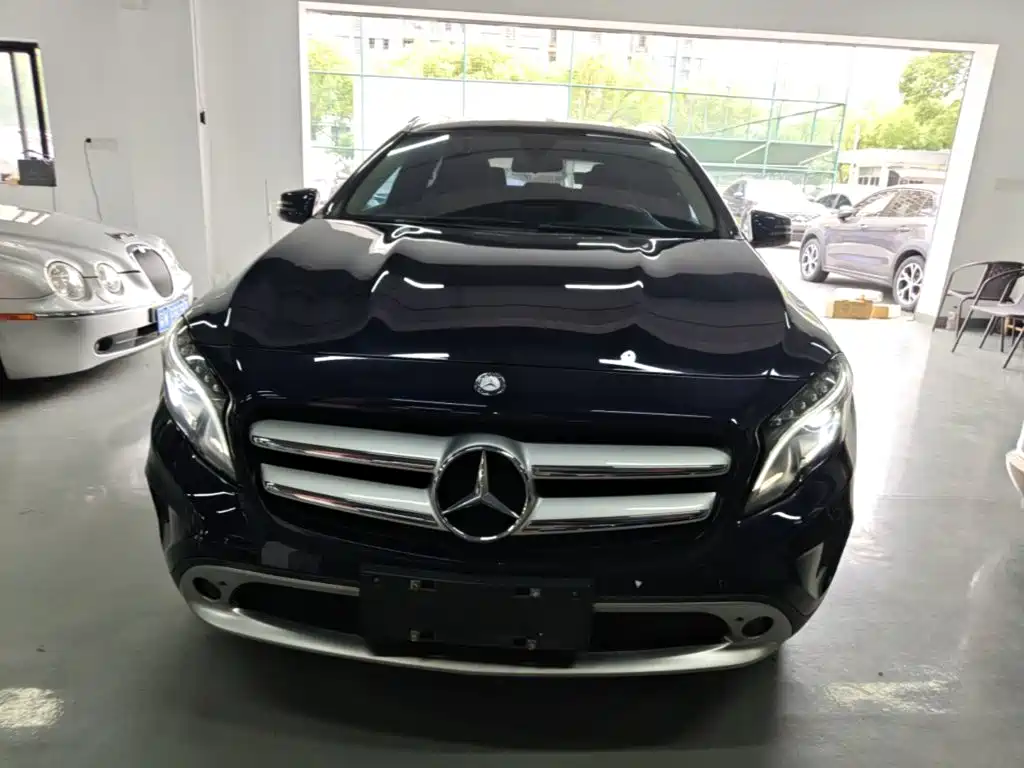 Mercedes-Benz GLA 2016 GLA 200 Fashion