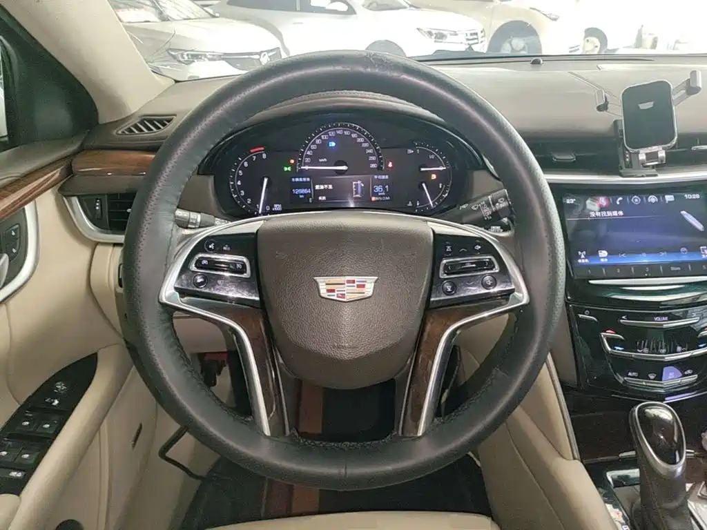 Cadillac XTS — миниатюра 11