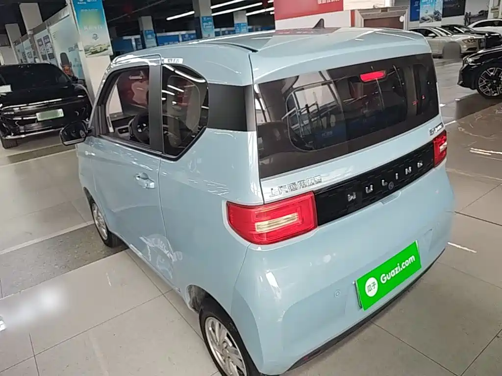 Wuling MINIEV — миниатюра 5