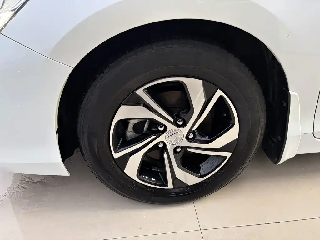 Honda Accord — миниатюра 33