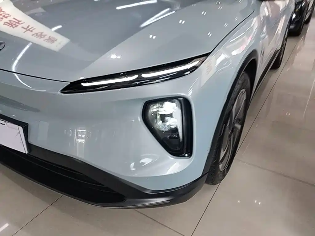 NIO ES6 — миниатюра 24