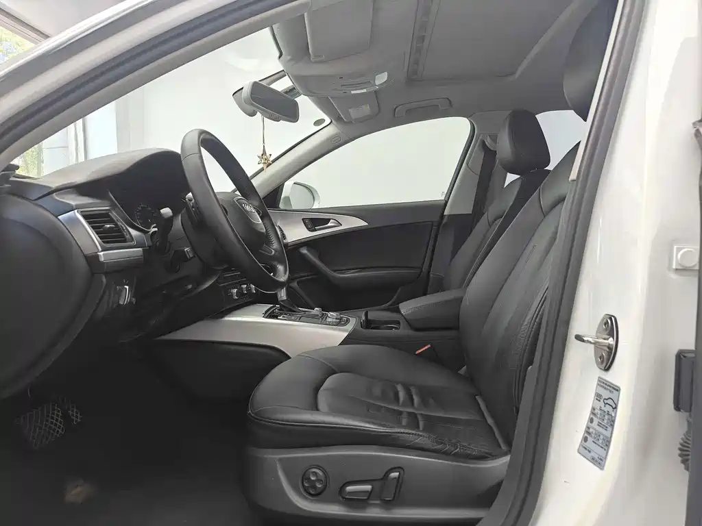 Audi A6L — миниатюра 9