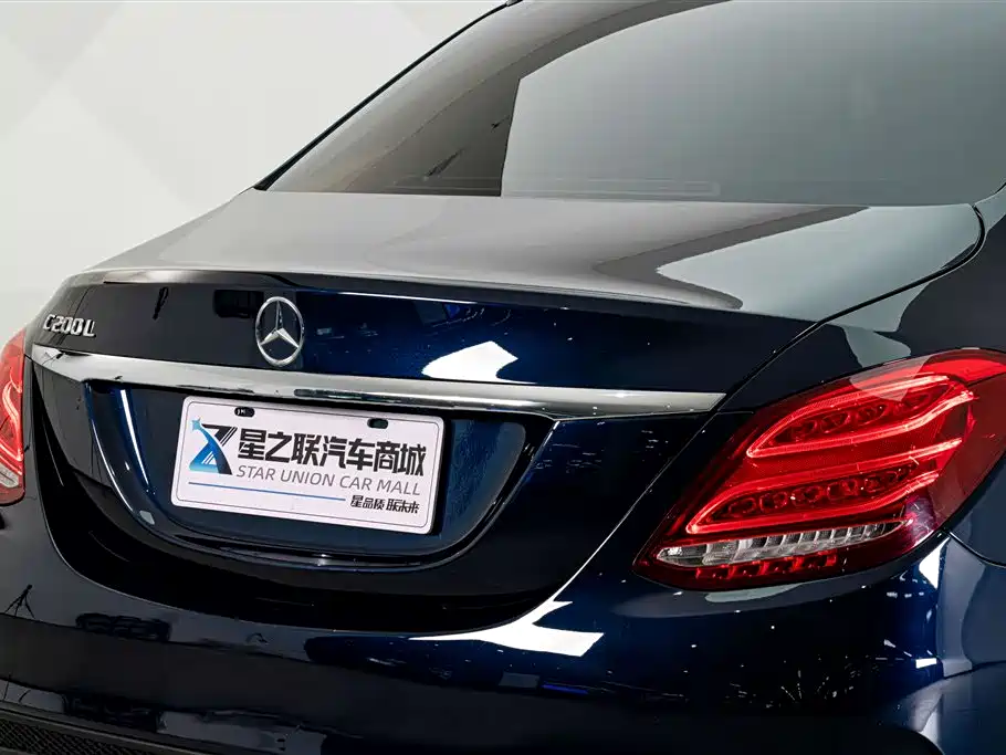 Mercedes-Benz C-Class — миниатюра 8